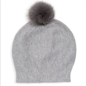 La Fiorenta  gray beanie hat cashmere wool fox fur Pom Pom
